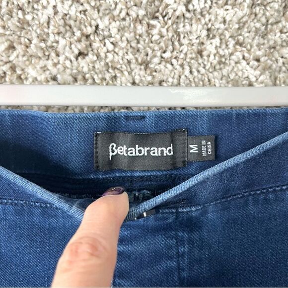 Betabrand Jeans Women’s Medium Stretch Pull On Blue Indigo Yoga Denim Bootcut - Picture 2 of 5